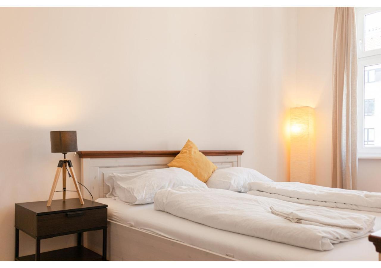 Cheerful 2Br Apartment - Suitable For Longstays Wien Exteriör bild