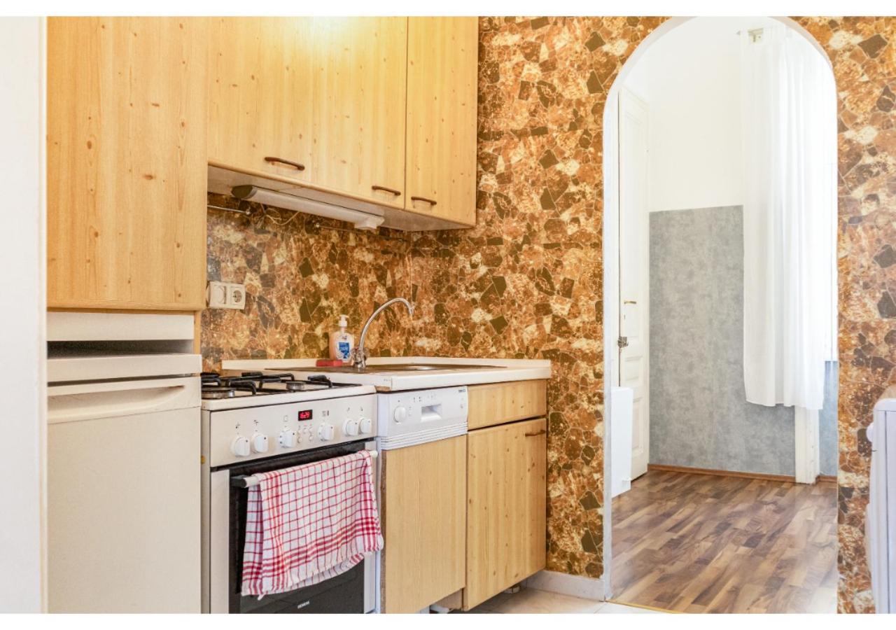 Cheerful 2Br Apartment - Suitable For Longstays Wien Exteriör bild